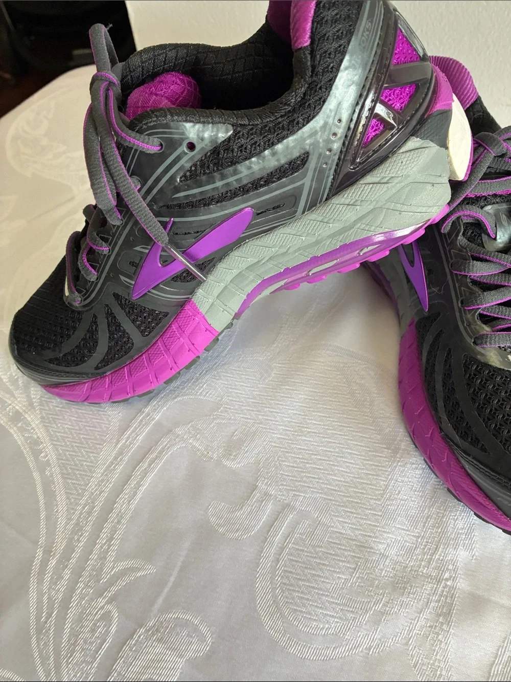 Brooks Women's Black and Purple Running Shoes Brooks Ariel